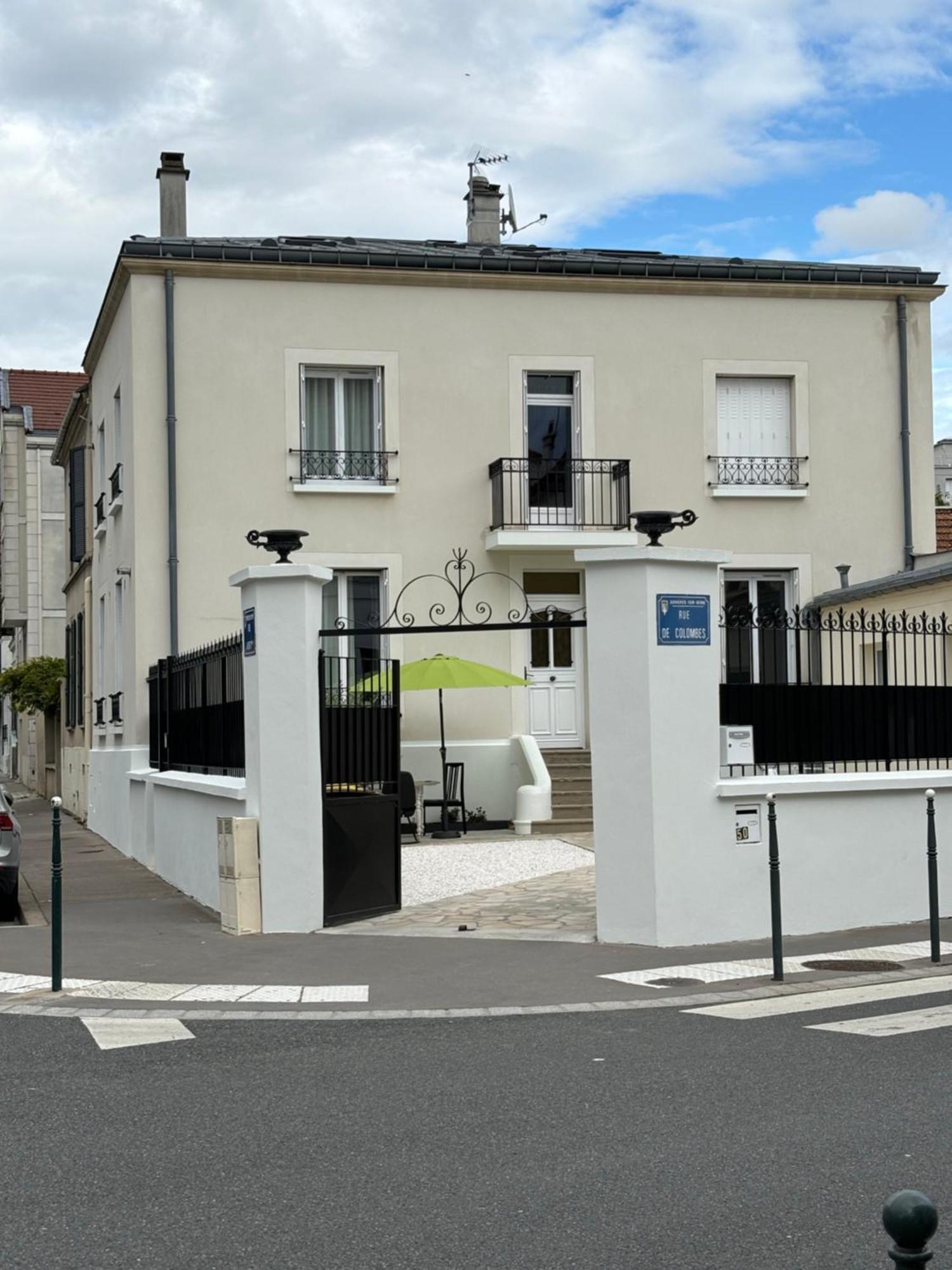 Appartement 2 Chambres Dans Une Belle Maison A Proximite De Paris Asnières Esterno foto