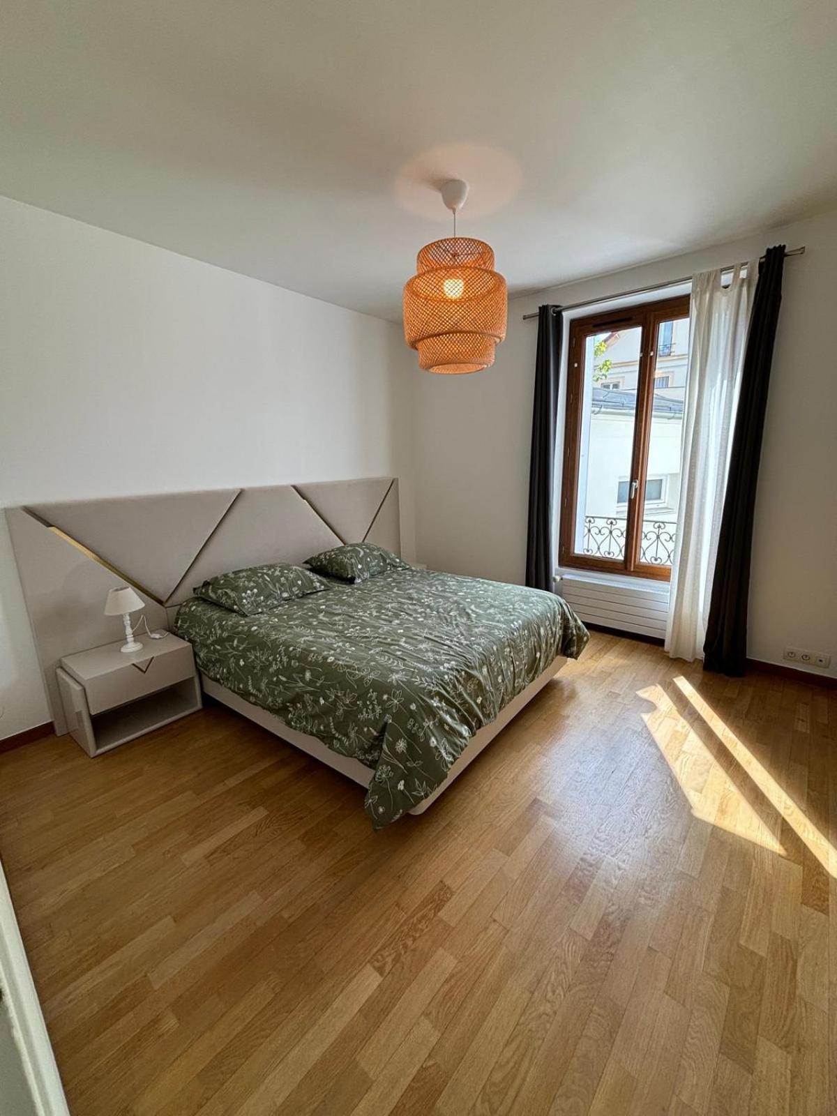 Appartement 2 Chambres Dans Une Belle Maison A Proximite De Paris Asnières Esterno foto
