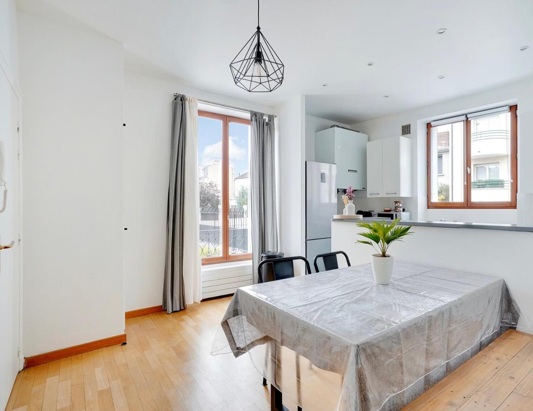 Appartement 2 Chambres Dans Une Belle Maison A Proximite De Paris Asnières Esterno foto